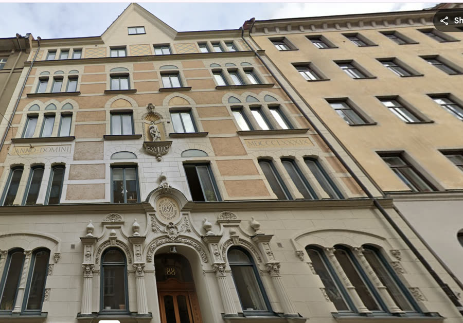 Fasaden på Kikaren 6, Rådmansgatan 88, Stockholm
