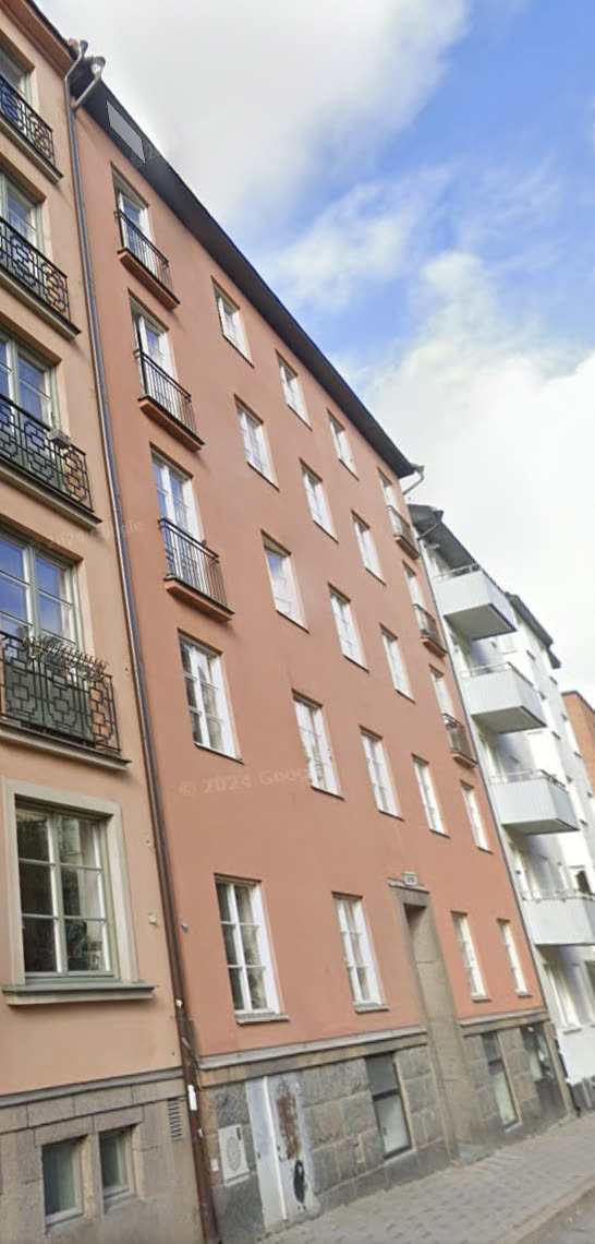 Fasaden på Urnan 28, Väringgatan 25, Stockholm